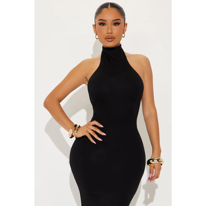 Elegant Black Double-Lined Halter Maxi Dress